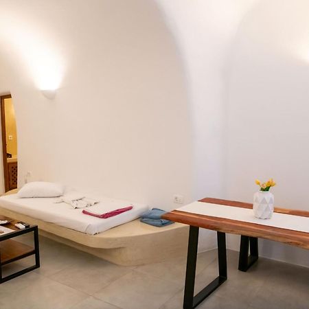 Luxe Efis Home Sea View 4 Villas & 4 Prive Jacuzzi Imerovigli  Exterior photo