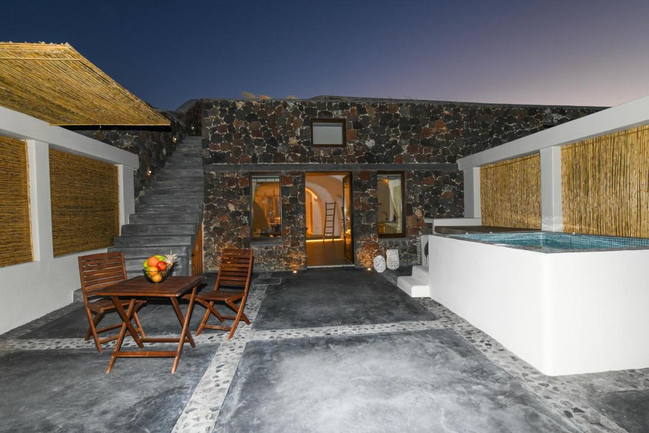 Luxe Efis Home Sea View 4 Villas & 4 Prive Jacuzzi Imerovigli  Exterior photo