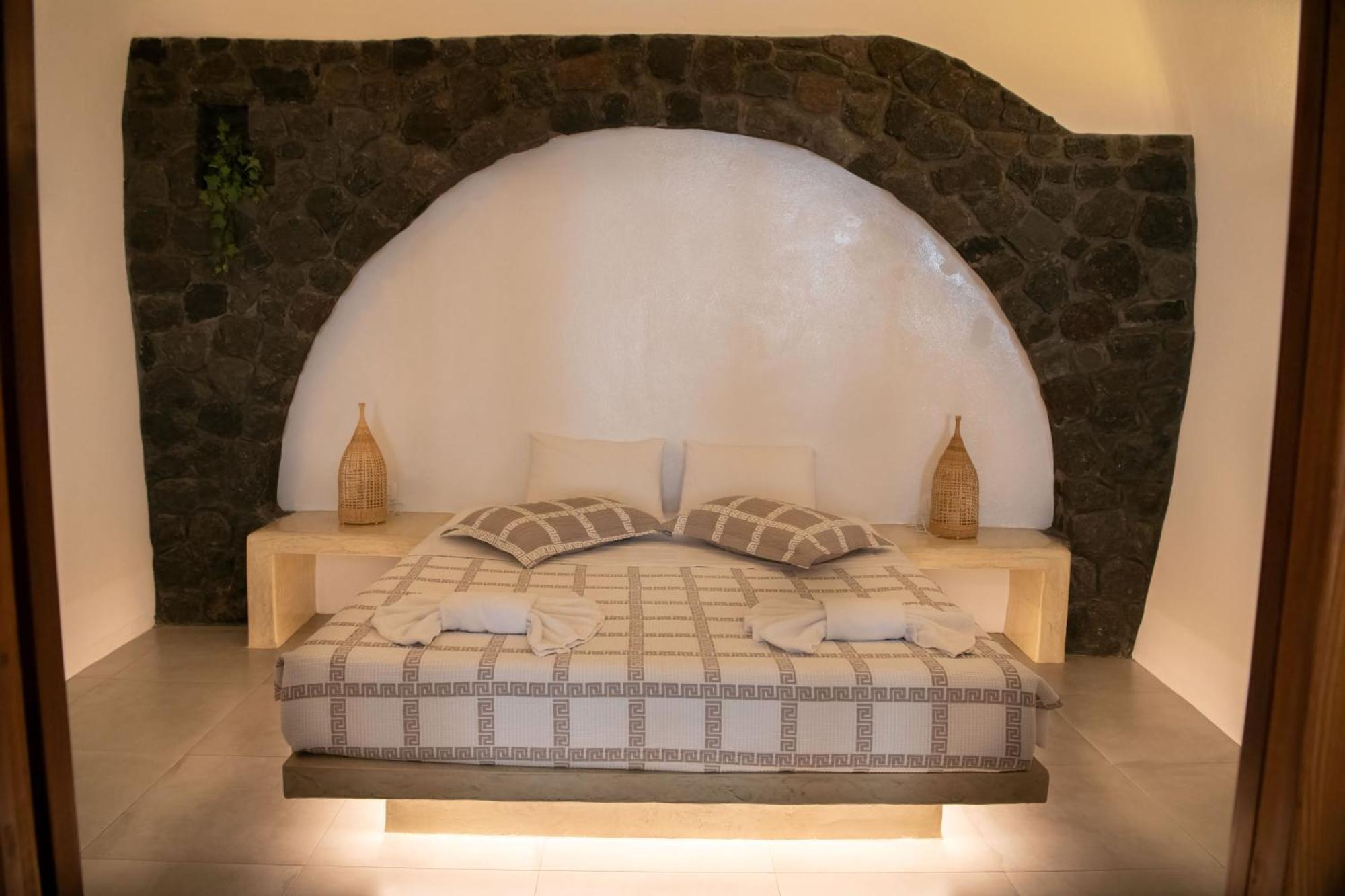 Luxe Efis Home Sea View 4 Villas & 4 Prive Jacuzzi Imerovigli  Exterior photo