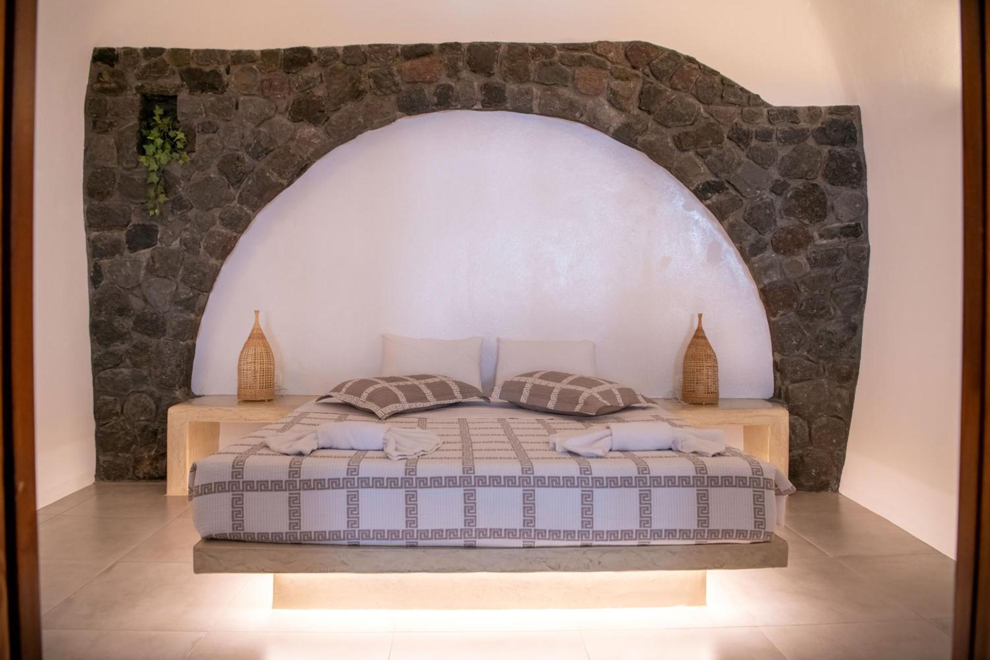 Luxe Efis Home Sea View 4 Villas & 4 Prive Jacuzzi Imerovigli  Exterior photo